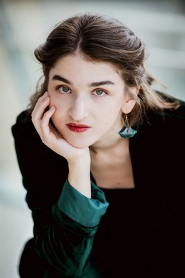 Bella SCHUTZ